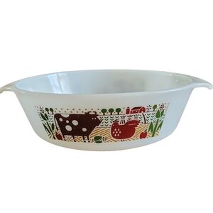 Vintage 1981 Anchor Hocking "Country Love" Casserole Dish